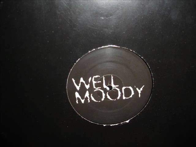 YouTubeでWell Moodyを視聴 YouTubeでWell Moodyを視聴