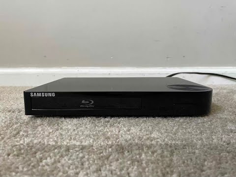 Samsung BD-F5700 Single Blu-Ray DVD Compact Disc CD Player