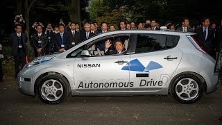 Japan's Prime Minister Abe Hits Tokyo Streets in a Nissan's Self Driving Car screenshot 3