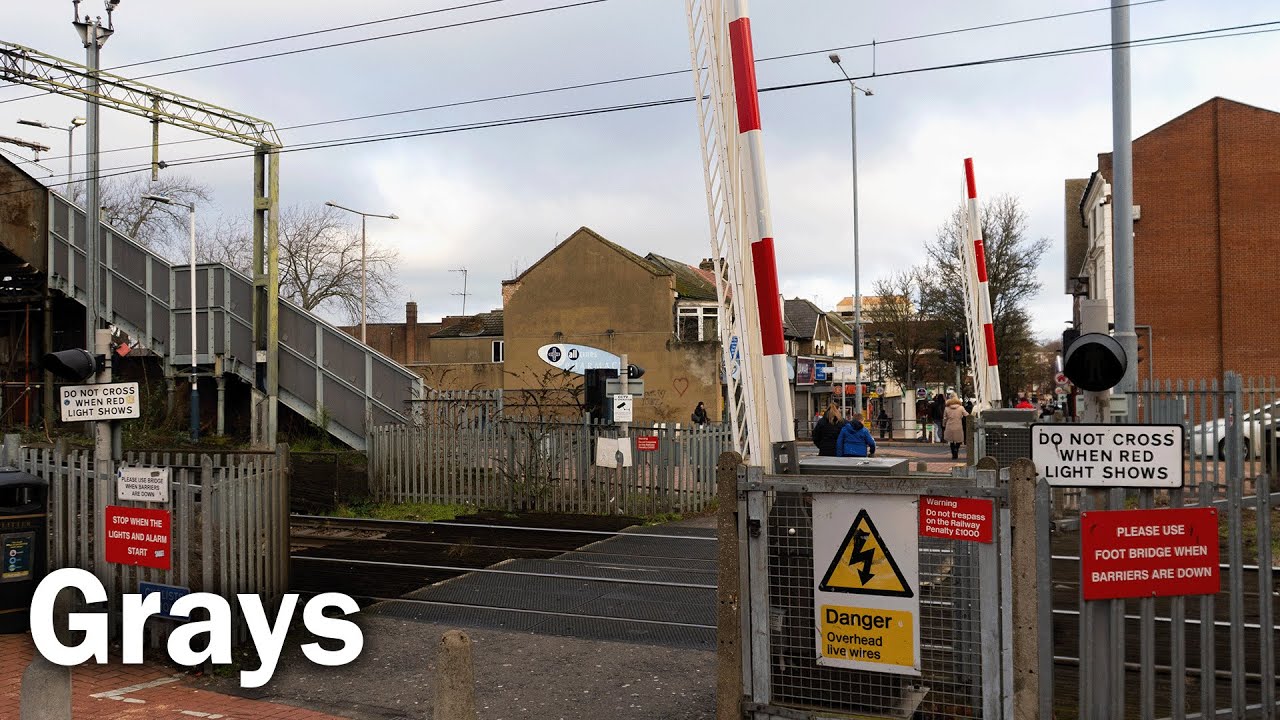 Grays Level Crossing ● 10th January 2026