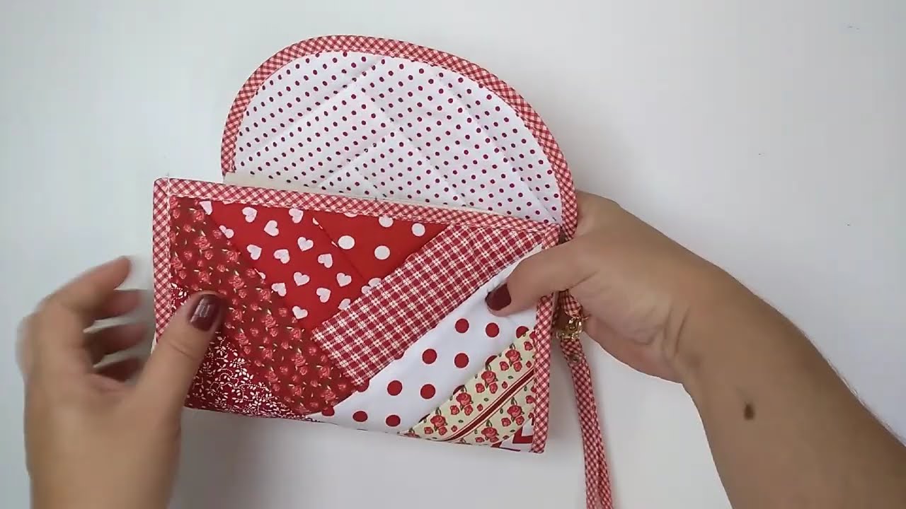 COM TIRAS DE RETALHOS vamos fazer uma Carteira Ecobag