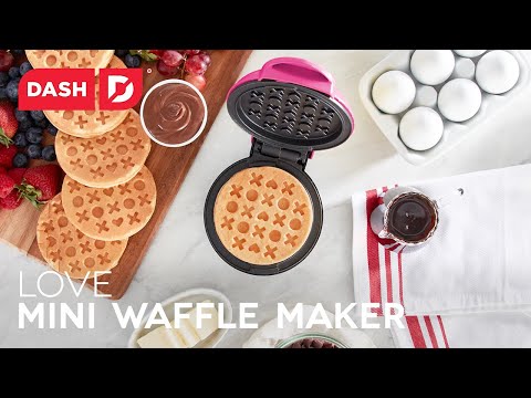 Dash Mini Snowflake Waffle Maker  Waffle maker, Waffles, Best waffle recipe