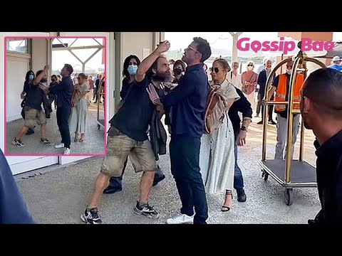 Video: I paparazzi hanno catturato il bacio di Ben Affleck e Jennifer Lopez