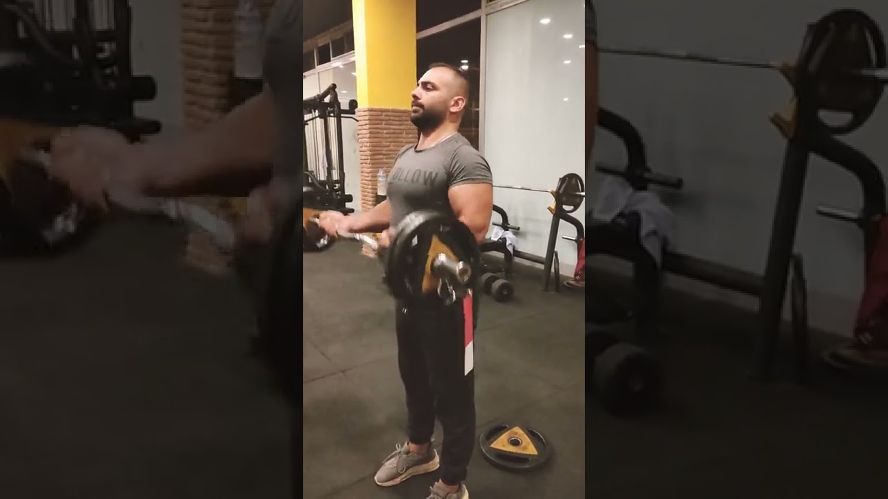 ez bar curl💪
