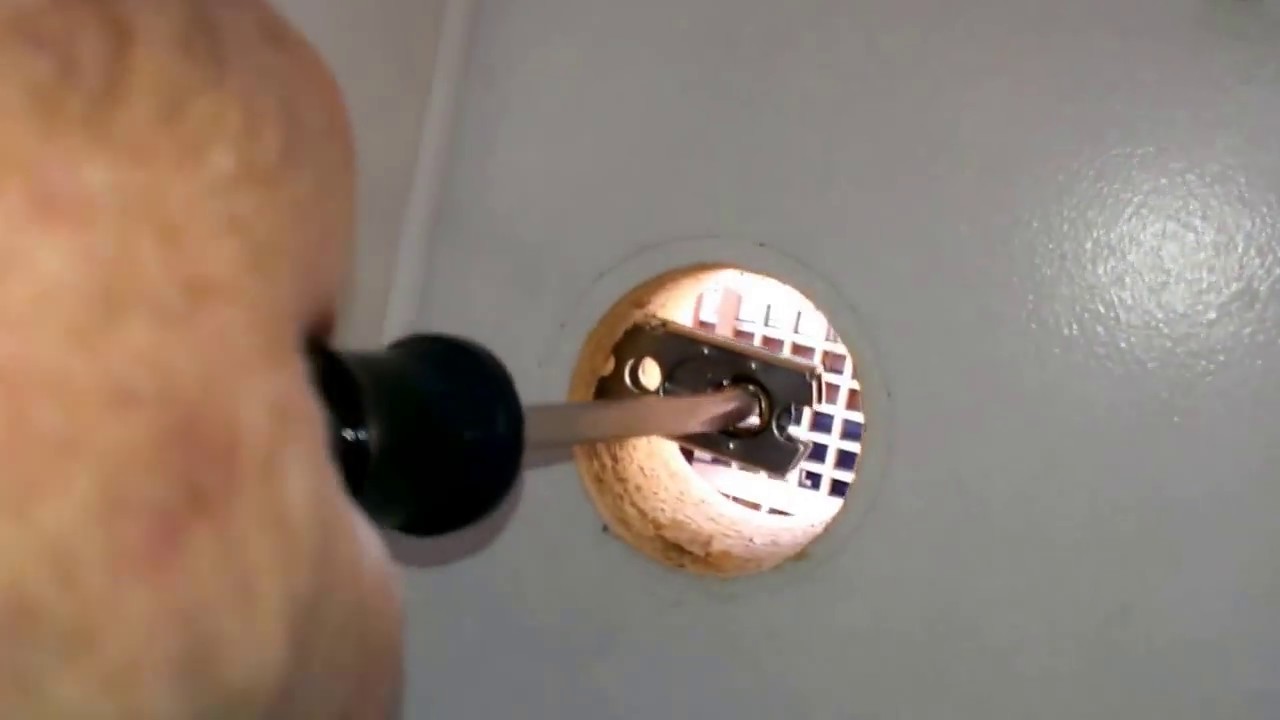 And Open After Youtube How Bedroom Door Lock With Key To Lock Room Door From Outside And Open It After Youtube The Bedroom Doors Door Locks Bedroom Decor