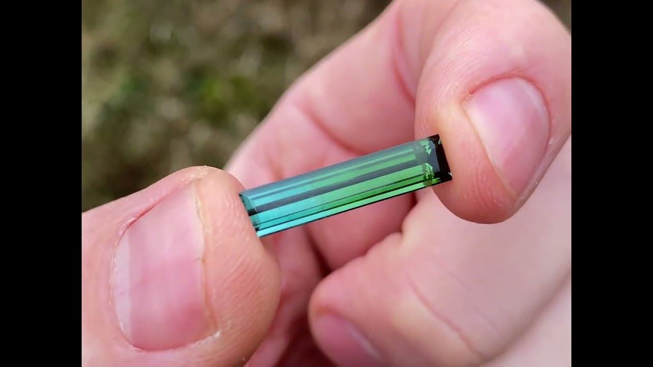 Natural Bi-color Tourmaline, Afghanistan 4.25 ct. Price 110 euro per Carat. Telegram:@GRALJEWELRY