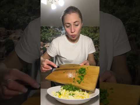 Эту закуску готовим более 20- ти лет на любой праздничный стол👍#закускаизлаваша #мамаготовит