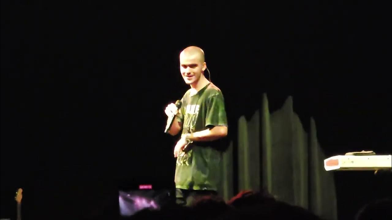 Brakence Performs Boywontcry (Wellmont Theatre) YouTube