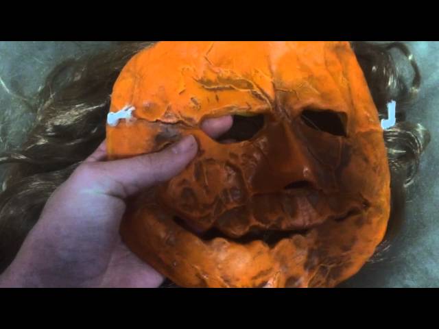 Unbagging RZH1 Michael Myers Asylum Escape Mask - YouTube