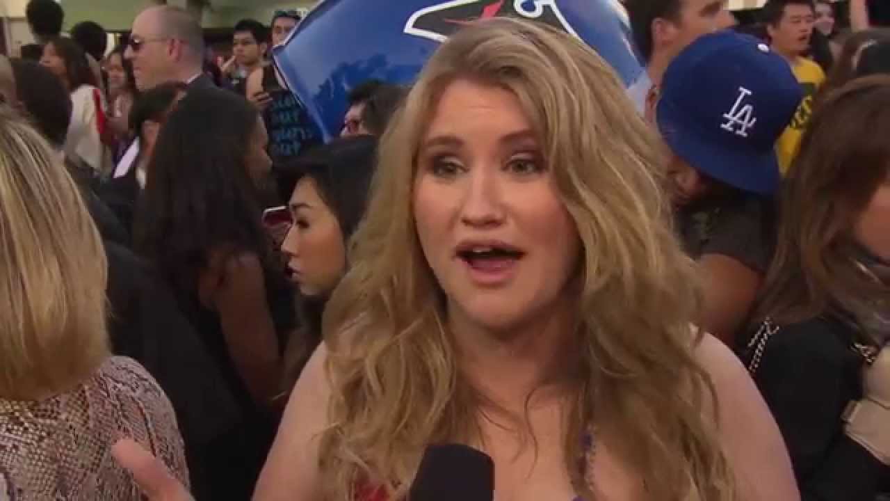 22 Jump Street: Jillian Bell Red Carpet Movie Premiere Interview | ScreenSlam