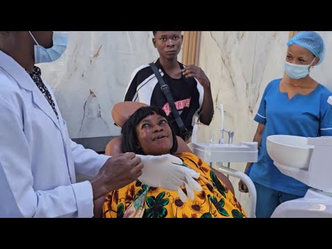 TAZAMA MAMA SHEA ALIVYOWASILI HOSPITAL KUWEKEWA MENO BANDIA WALIKUA WANANICHEKA HADI MAJIRANI 