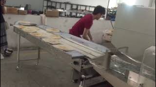 Arabic bread packing machine