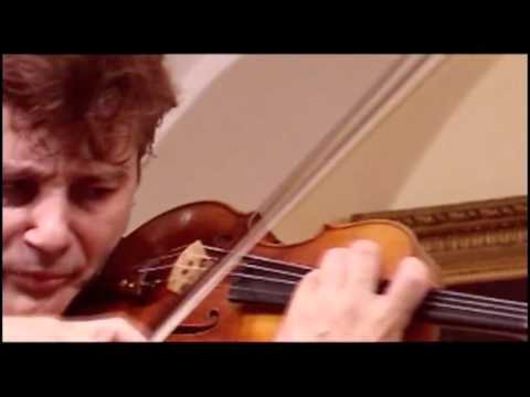 Manrico Padovani- Paganini Capriccio 17 in e flat major - Live in Vienna - 7 of 11