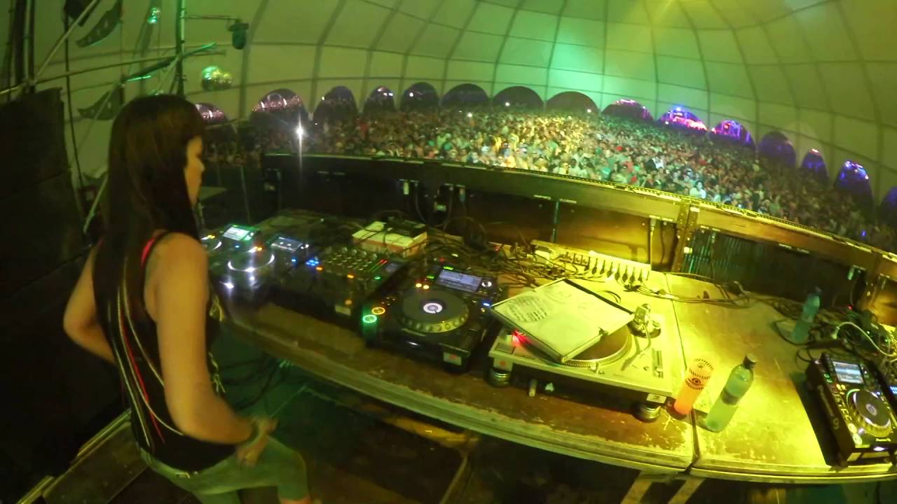 Fatima Hajji @ Dreambeach Festival (Villaricos - Almeria) 13 08 2016 electronics