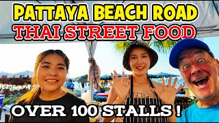 Thai Street Food.  Beach Road Pattaya Thailand. 30th December 2023.