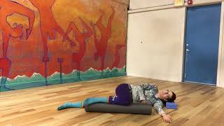 2 Side Lying T spine Rotation Exercises | Reimagym.com