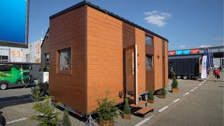 Nur 56.000 €: Dieses Tiny House aus Echtholz hat ALLES – Heizung, Klima &amp; Luxus pur! 😍🏡