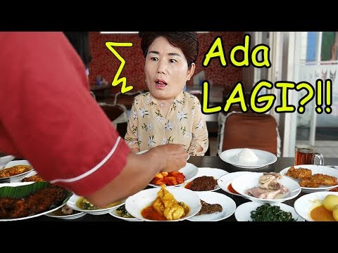 Mamaku pertamakali coba masakan Padang! (ft. jengkol)