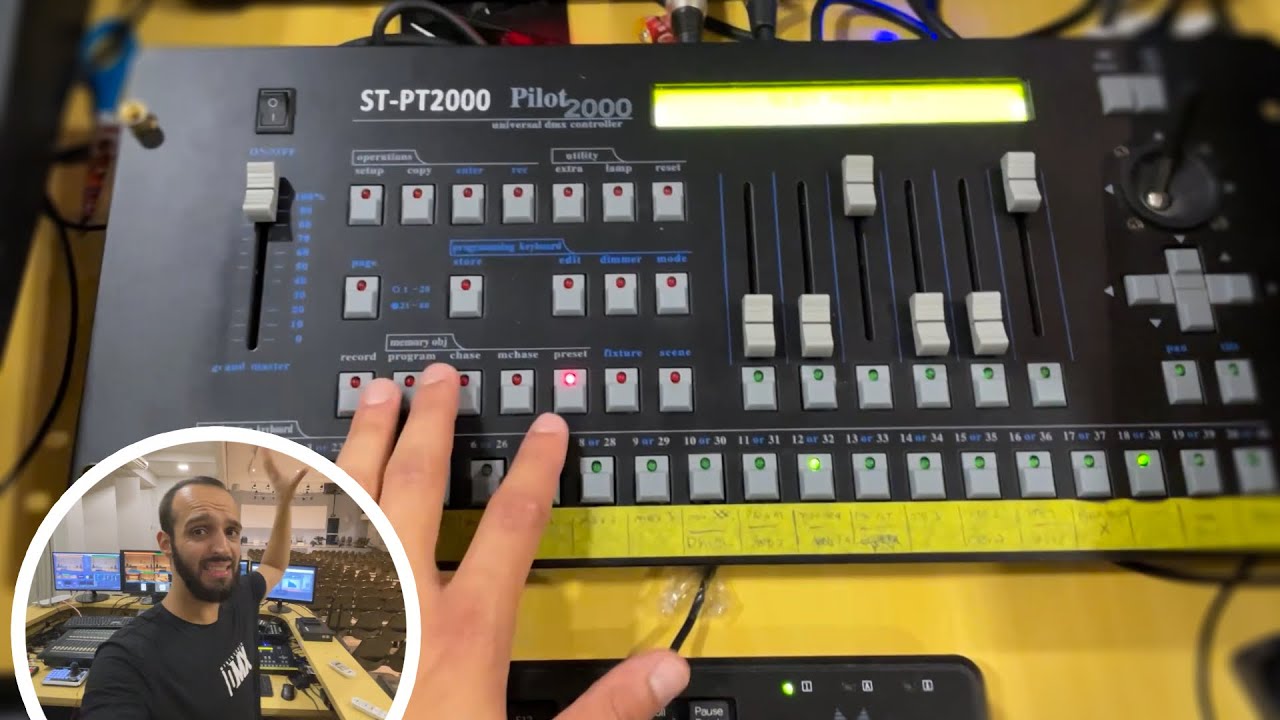 Como faço a iluminação cênica da igreja com a PILOT2000 