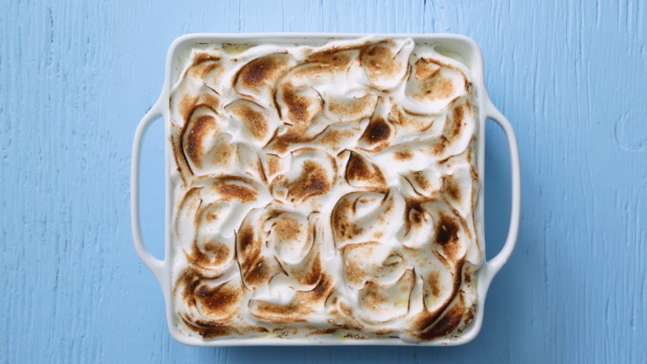 An Easy Baked Banana Pudding Recipe You