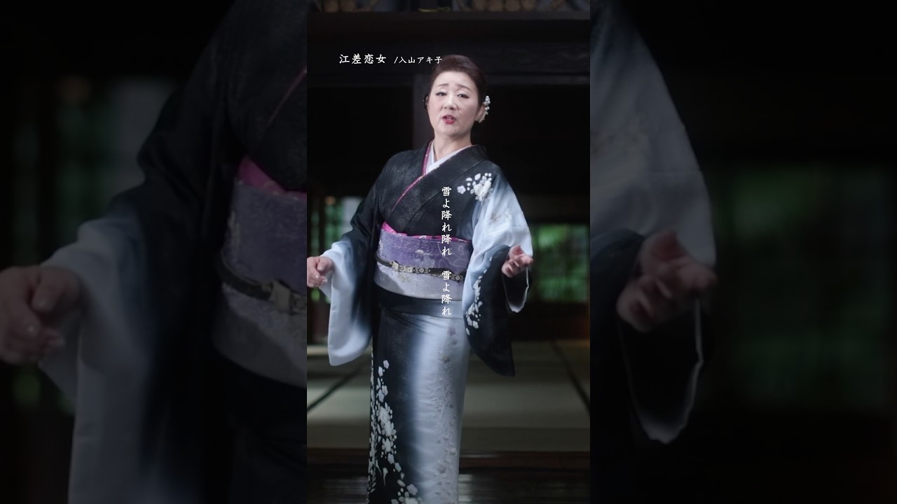 歌う看護師
