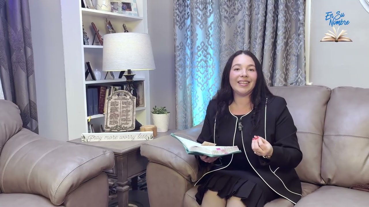 Ponte Tus Sandalias. Liudaluz Ruiz