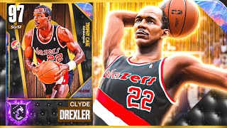 Galaxy Opal Clyde Drexler Is BUILT For The NBA 2k23 META....Is He The Best Galaxy Opal?