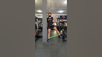 Abdução em pé com band