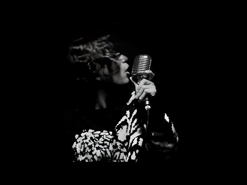 Val Rain Don T Call Me Baby Official Video 