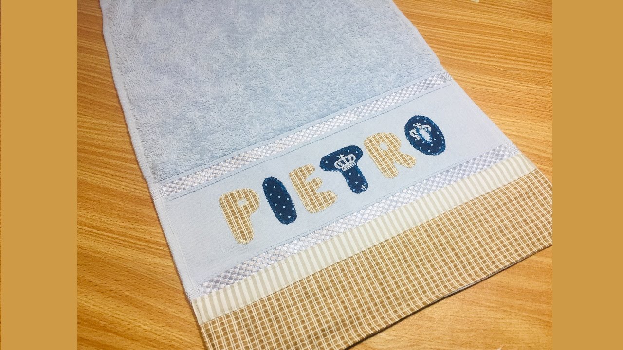 Toalha de Boca com Barrado em tecido/ Enxoval de Bebe