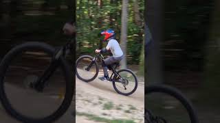 #shorts | #mtb #edit | #skokirowerowe #rower #hopy #rampa #rowergórski #bike #stolik #whip #backflp