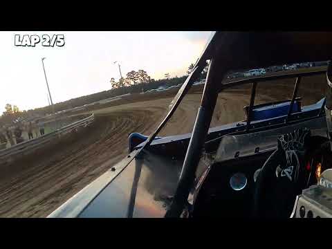 Qualifying at Dixieland Speedway!