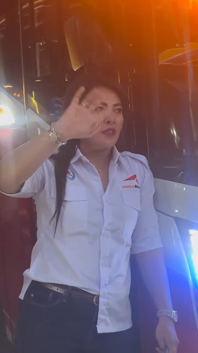 Tall and beautiful, Ms. Lina Ozora, the Agra bus driver, said goodbye and left 🤩 #shotsviral #poa...