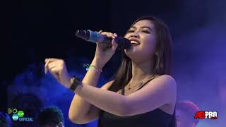 GEOL MENTUL RINDI ANTIKA COVER MELEPAS LAJANG