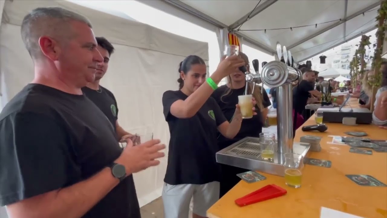 El Birrasana torna a Blanes amb bona acollida i una oferta de cervesa artesana internacional