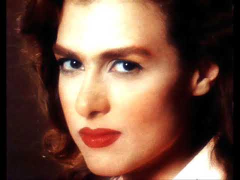 Simone - مش نظرة وابتسامة
