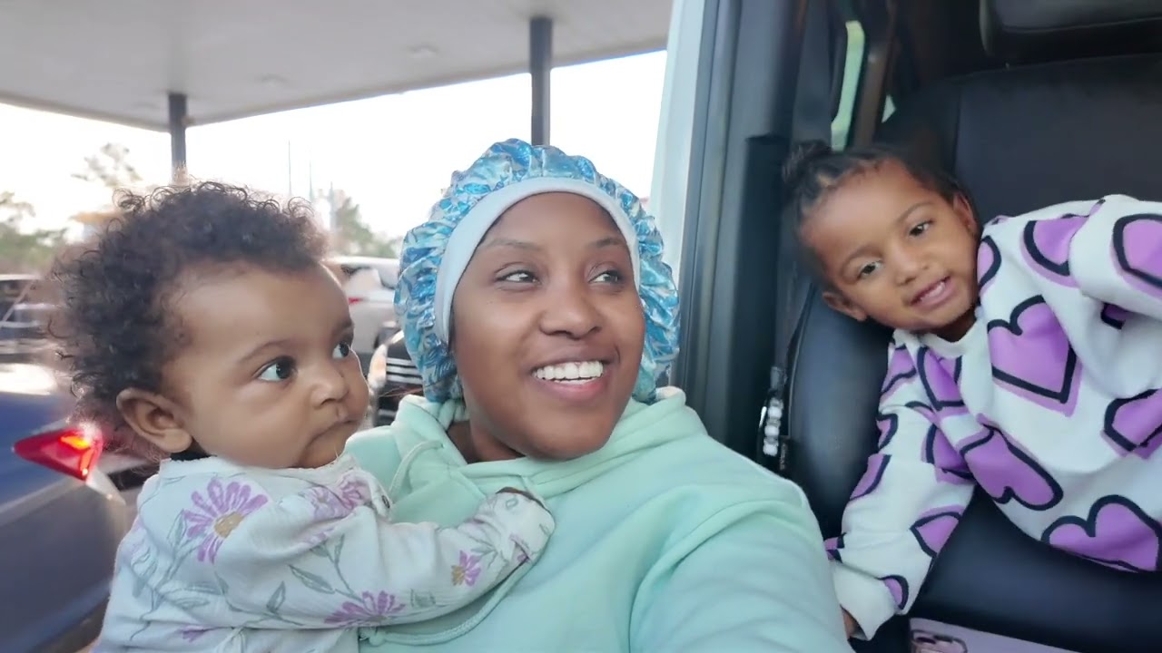 VLOGMAS DAY 15 & 16: WE ARE HEADED TO DISNEY WORLD!!!