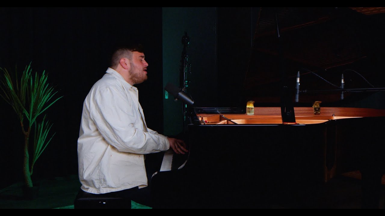 Shaun Farrugia - Dear God (Acoustic)