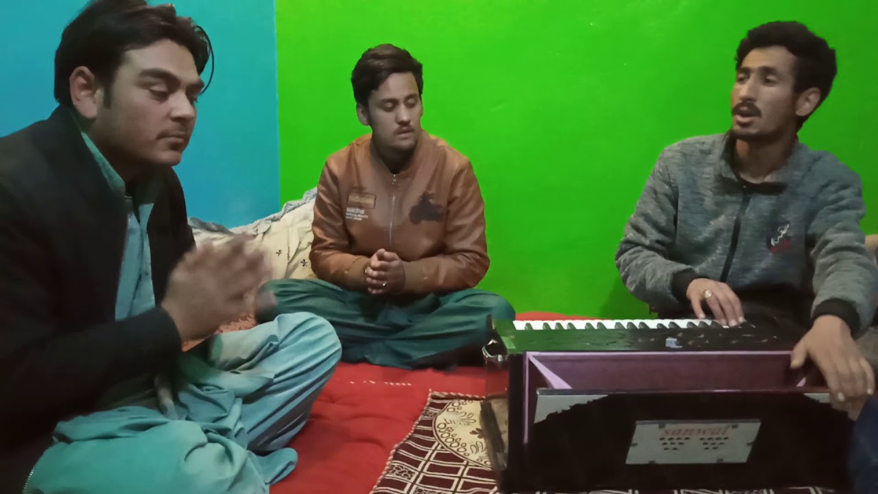 Ustad niyaz & ustad kamu /Urdu gahzal/ 1 gam kay siwa is dunya ap or ...