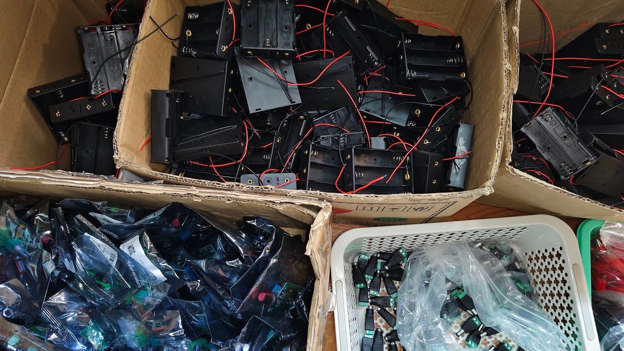 Bán hàng điện tử và đồ gia dụng giá rẻ 