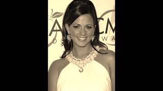 Watch Sara Evans Walk Out Backwards video