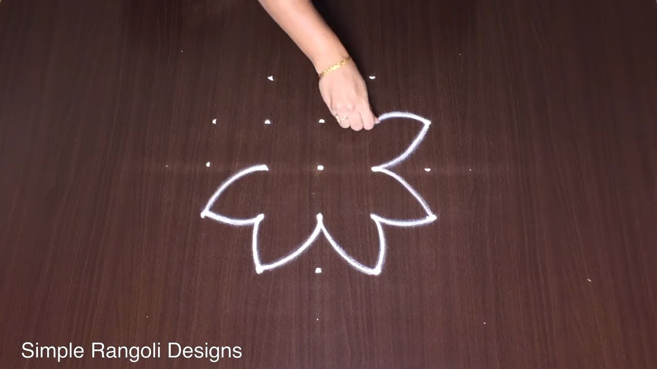 New Rangoli Designs With 5 Dots