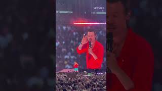 Speechless ο Harry Styles με τη Φέ-νι-α| NEWS 24/7