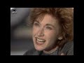 Capture de la vidéo Marlène Jobert - Tout Pour Se Plair (Studio Performance '87)