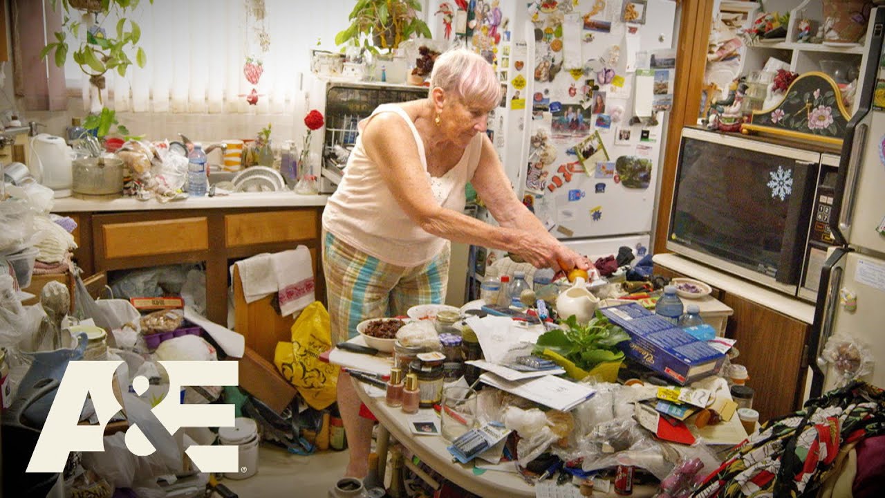Hoarders: Tempers RAGE When Hoarder is Confronted With Reality | A\u0026E
