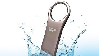 美しすぎるUSBメモリ は、シリコンパワー製