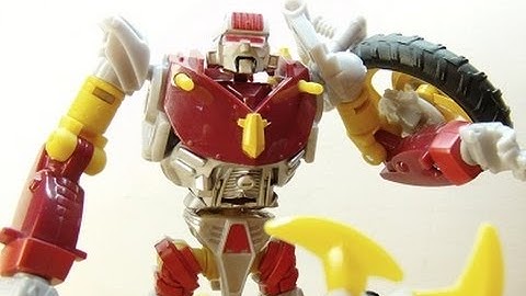 Transformers Generations Junkheap Toy Review!