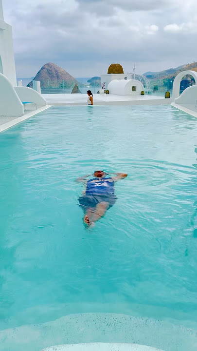 Santorini,NTT,labuan bajo,loccal collection,hotel labuanbajo,komodo island,swimming pool,aqua men