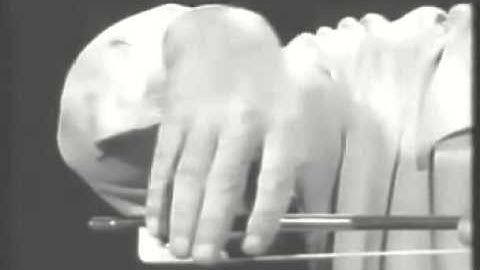 André Navarra explains his bow technique part1