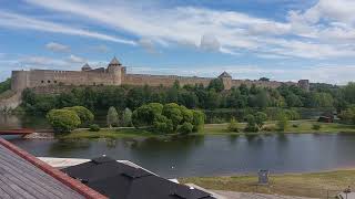 Narva in Estland Grenzfluss zu Russland im August 2023.